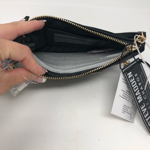 Steve Madden Wristlet w/ Power Bank - Picture 7 of 8